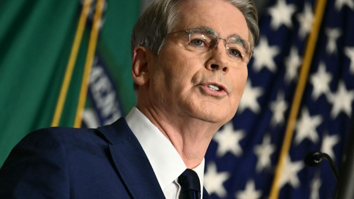 The $40 trillion national debt and the bond market’s revolt: top Wall Street strategists explain how we got into this mess