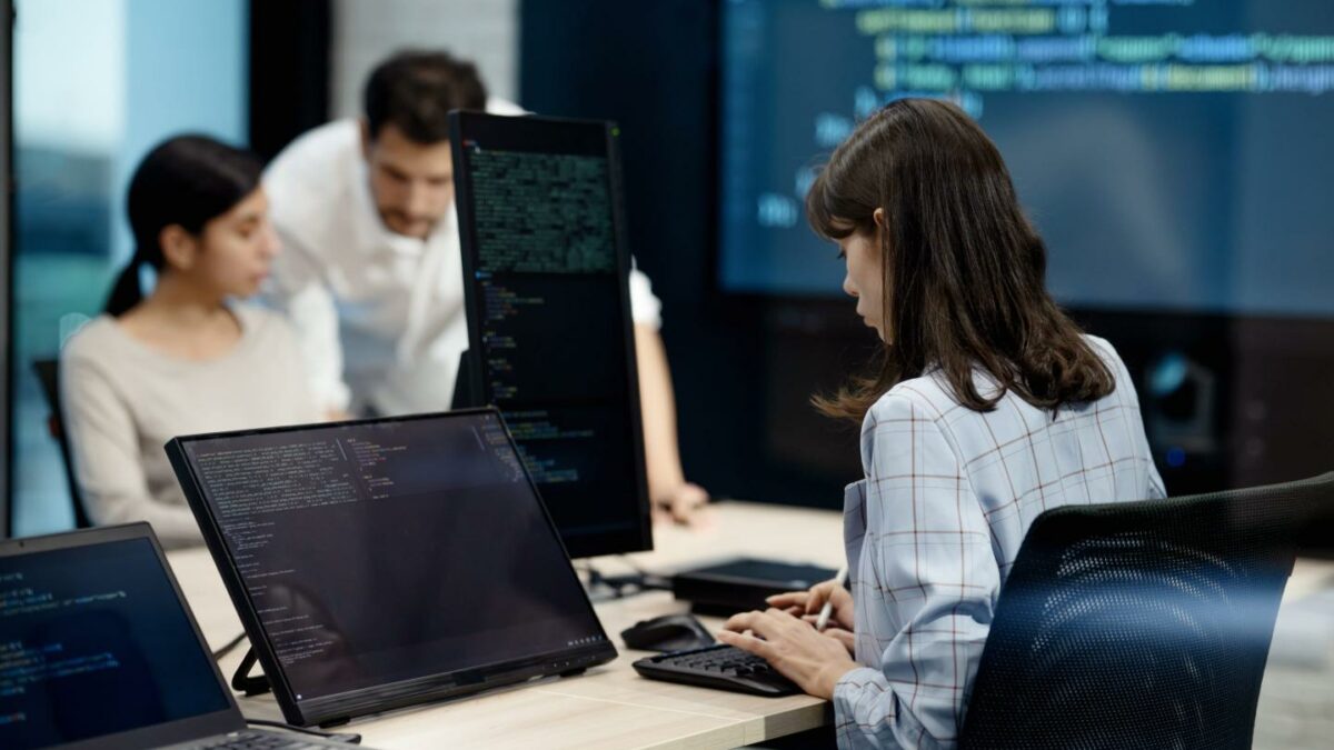 As AI creates more entrepreneurs and a skills mismatch, Gen Z faces the choice of being a specialist or a ‘general-purpose nerd’