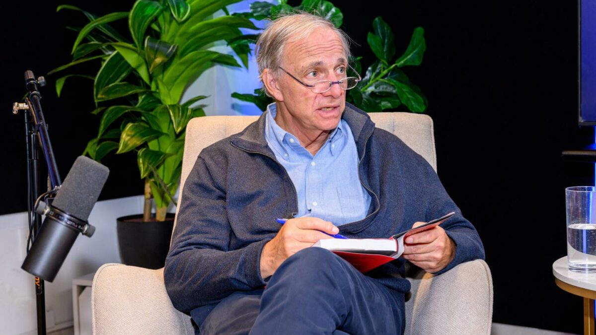 Ray Dalio on the AI bubble nearing 1929, 2000 levels and the lesson people always forget: ‘Wealth is not the same as money’