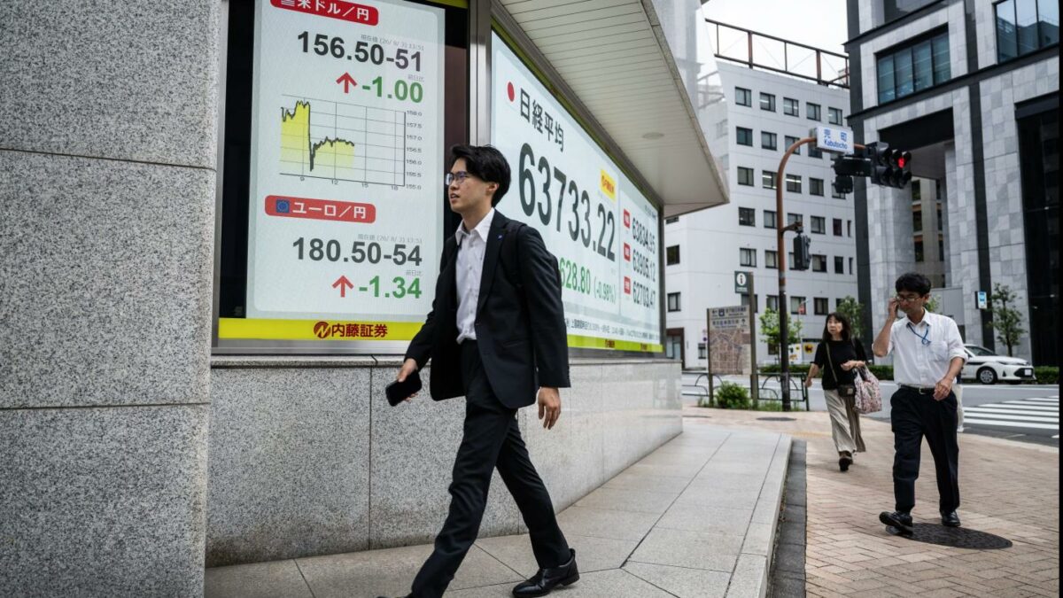 Yen rises amid speculation of more intervention after U.S. support